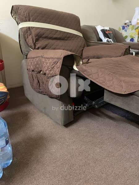 Recliner/Lazy boy  From Danube with Cover 2