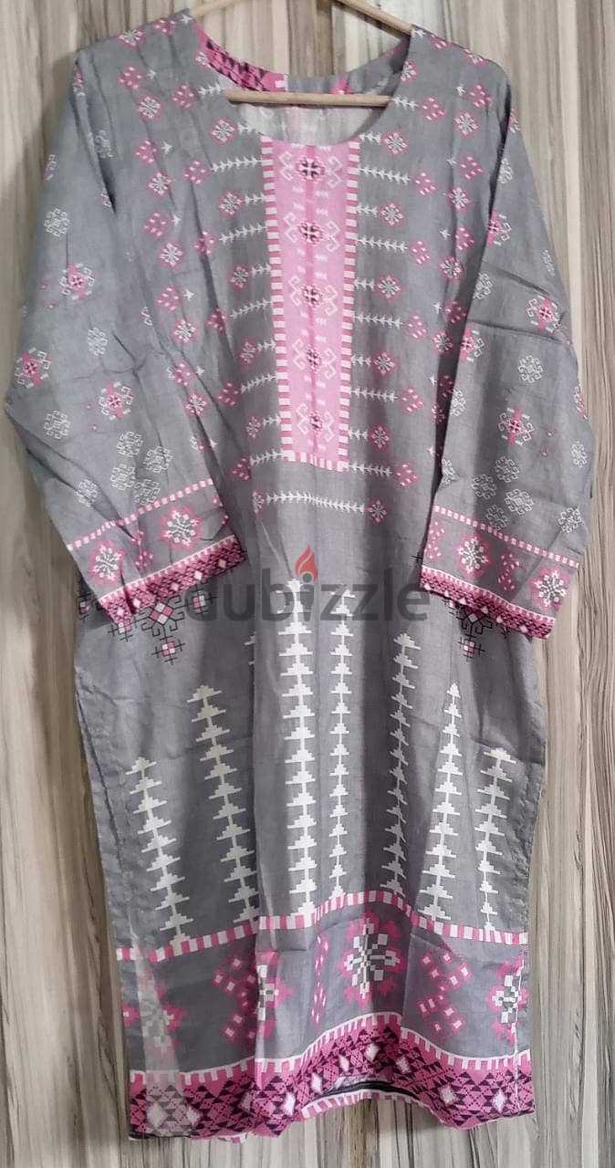 Ladies printed 3 piece stitched  lawn suit 2