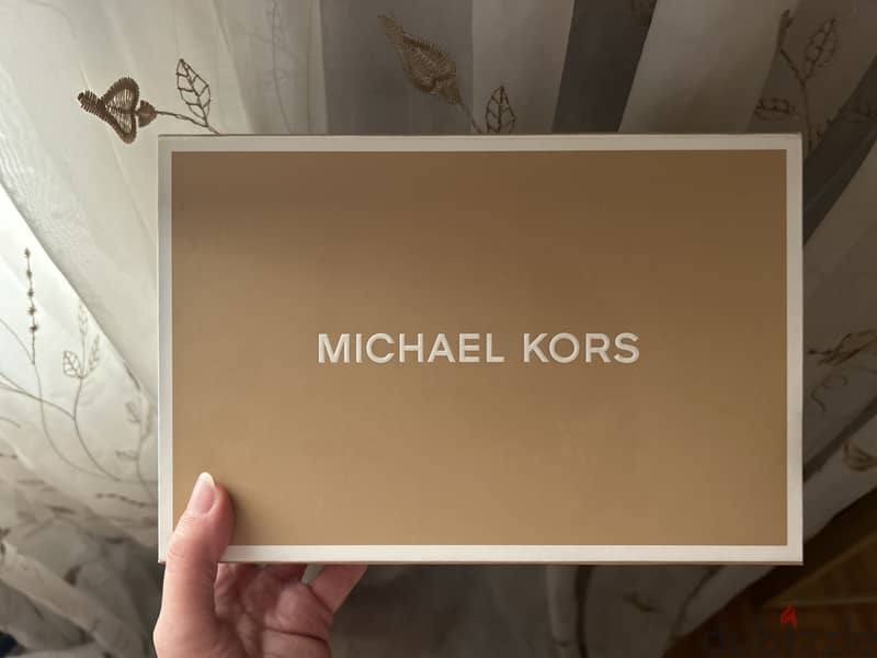 Michael Kors wallet bag 7
