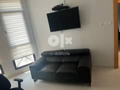 LEATHER OFFICE SOFA FOR SELL 0