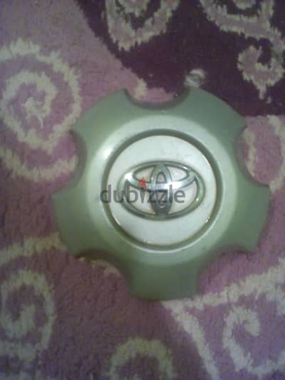 Toyota hub cap