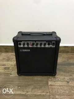 Yamaha GA15 15 watts amplifier 0