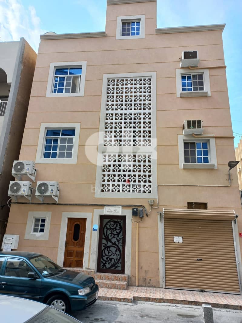 Building for sale in Hoora 0