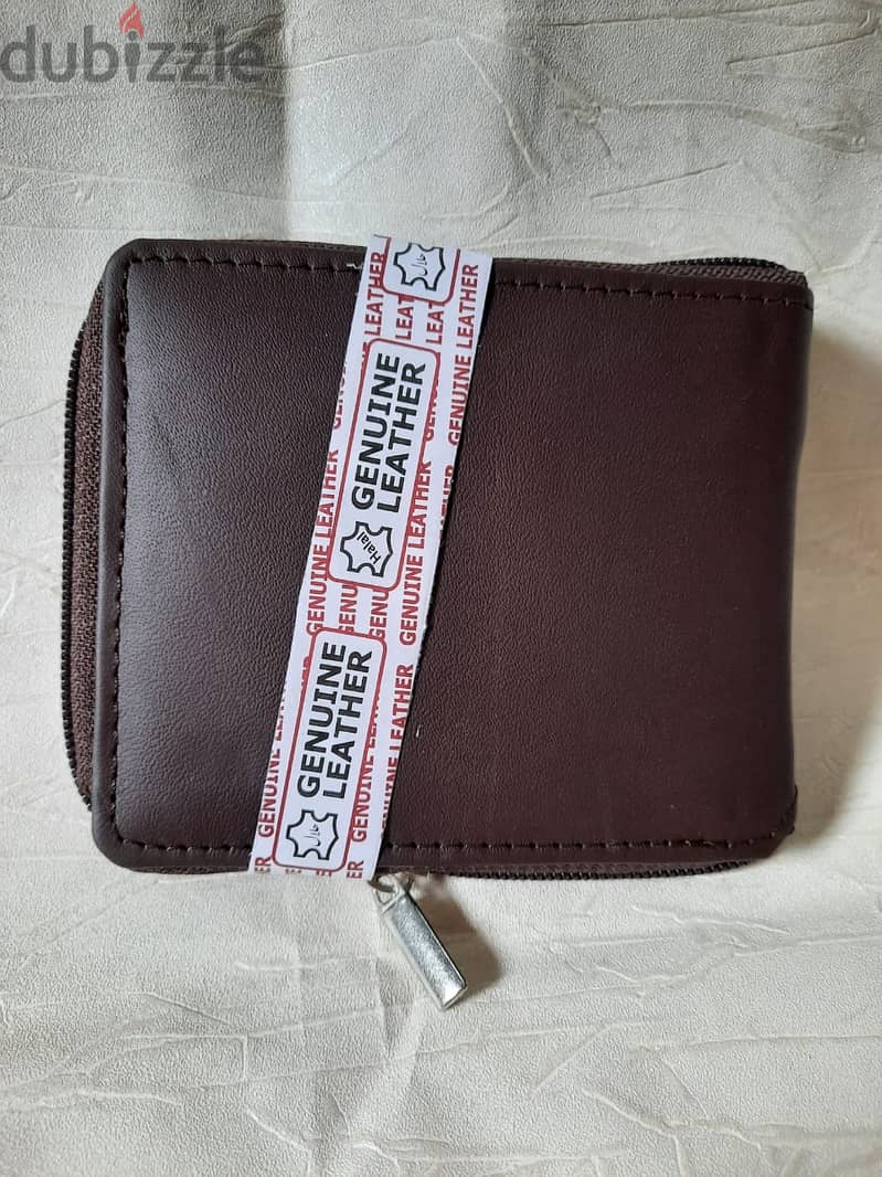 Leather wallet  full Zip 4