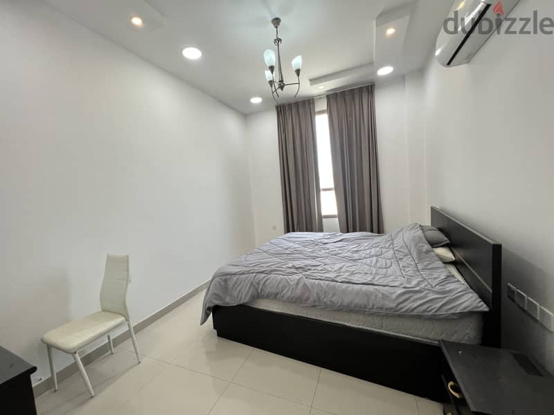 Furnished 3 Bed/3Bath Apartment Close to Causeway 4