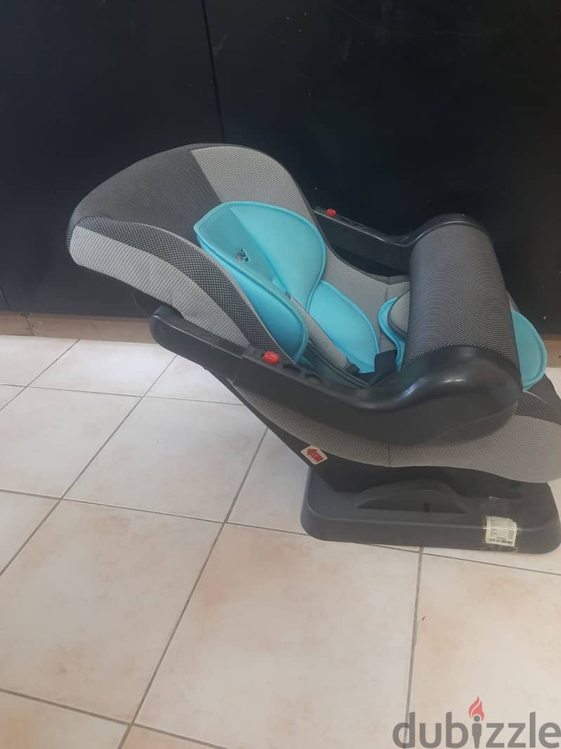 Baby car seat redtag 0