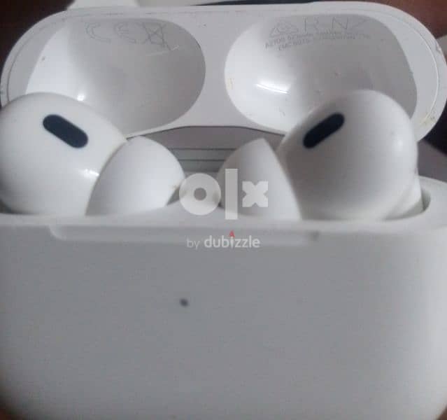 Apple airpots 4