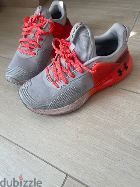 Under Armour sneakers size 38 1