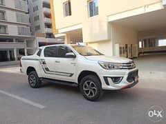 Toyota Hilux TRD 4.0 Litre. 6 Cylinders Fully Automatic Full Options 0