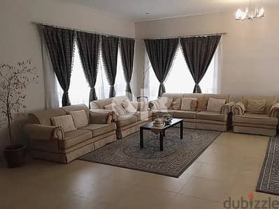 Nice furnished room for rent in a villa in Saar