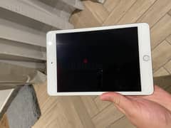 iPad Mini (5th generation) *cracked screen 0