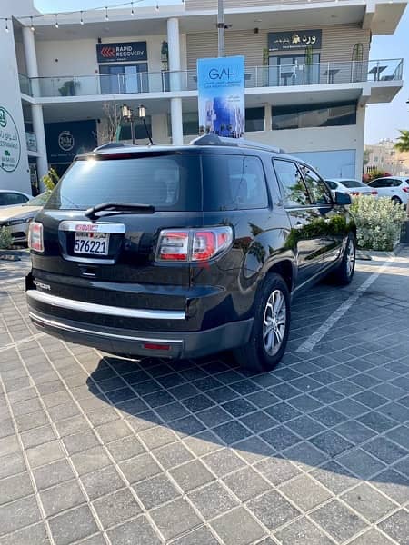 GMC Acadia URGENT SALE EXPAT LEAVING 3