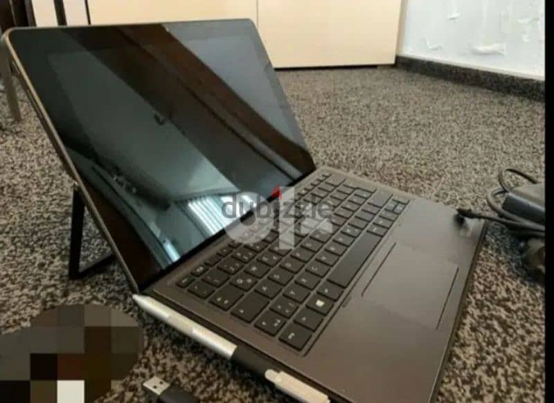 HP 2IN1 X360 265GB SSD 8GB laptop tablet 1