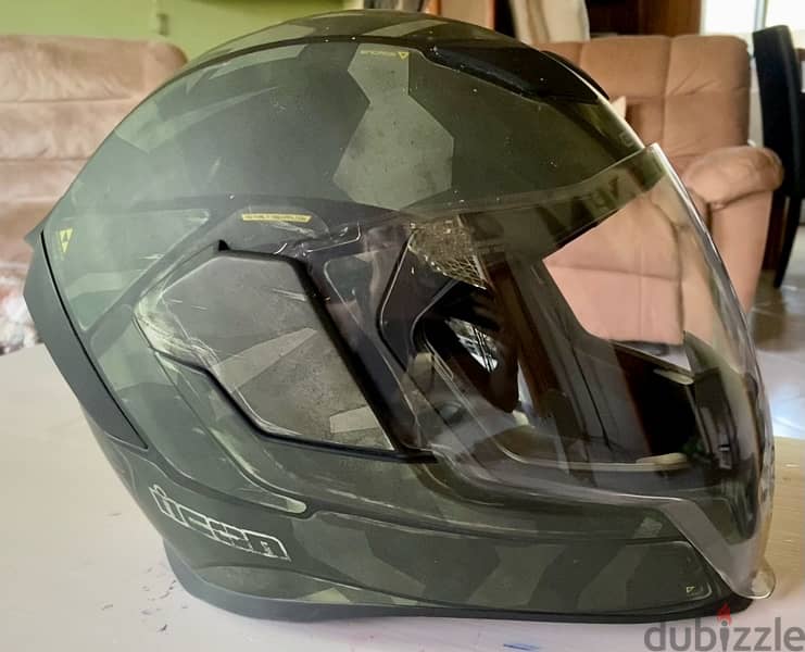 helmet in good condition 1