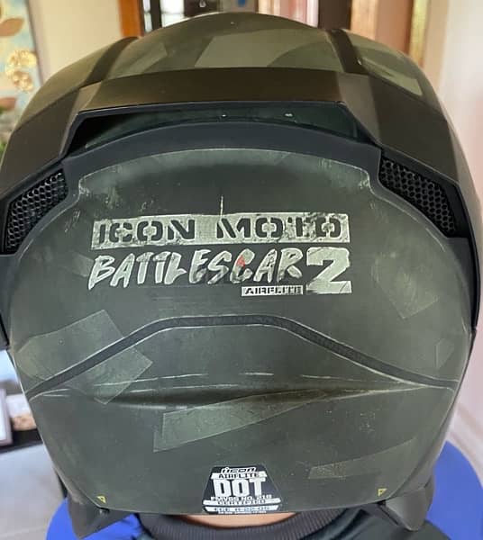 helmet in good condition 3