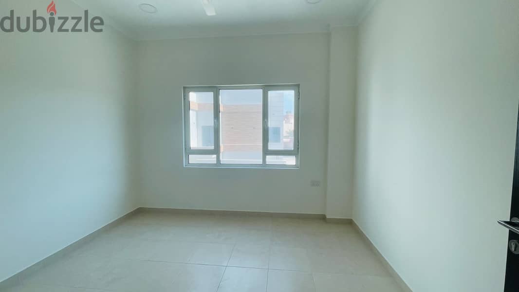 New flat for rent in Tubli near Ansar Gallery with Ac 4