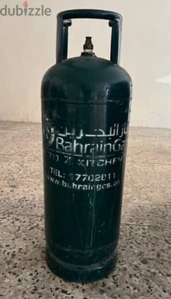 Bahrain gas cylinder, medium-size for sale 0