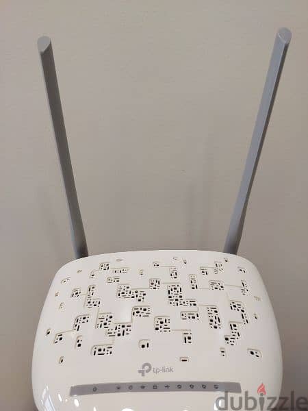 Tp-link router in perfect condition 1