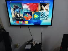 slightly use lid TV with andd box 40bd 0