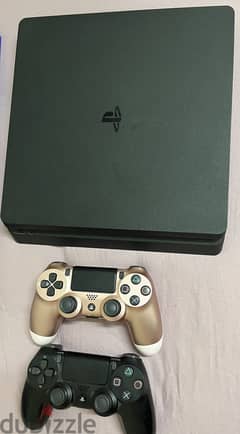 PS4 SLIM 1TB | 2 original controllers and 19 CD GAMES 0