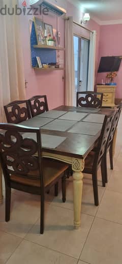 Dining table in discount dubizzle