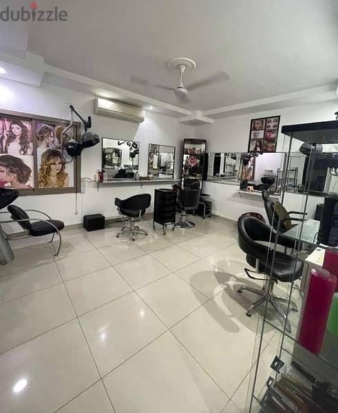 Fully Equipped Ladies Salon For RENT Or Sale 0