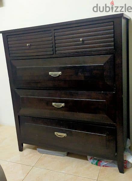 chest of drawers 20bd. 2