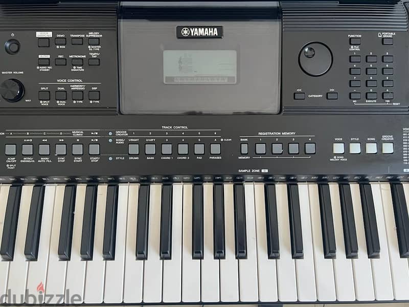 Yamaha - Portable Keyboards - PSR-E463 3