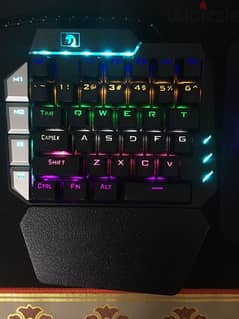 Gaming Keyboard Blue Switches 0
