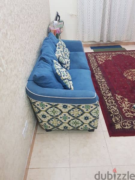 4 + 1 Sofa Available good Condition 2