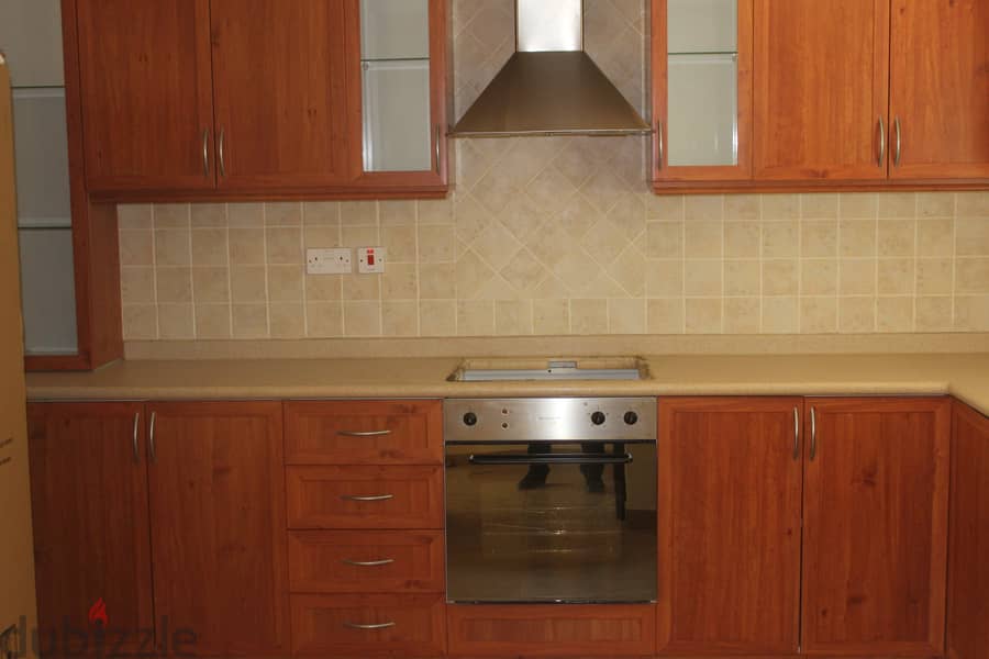 Sea view 2 Bed flat flat in Tubli Compound 5