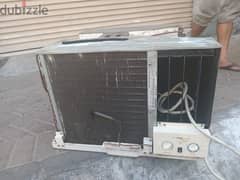 2 ton pearl AC for sale good condition