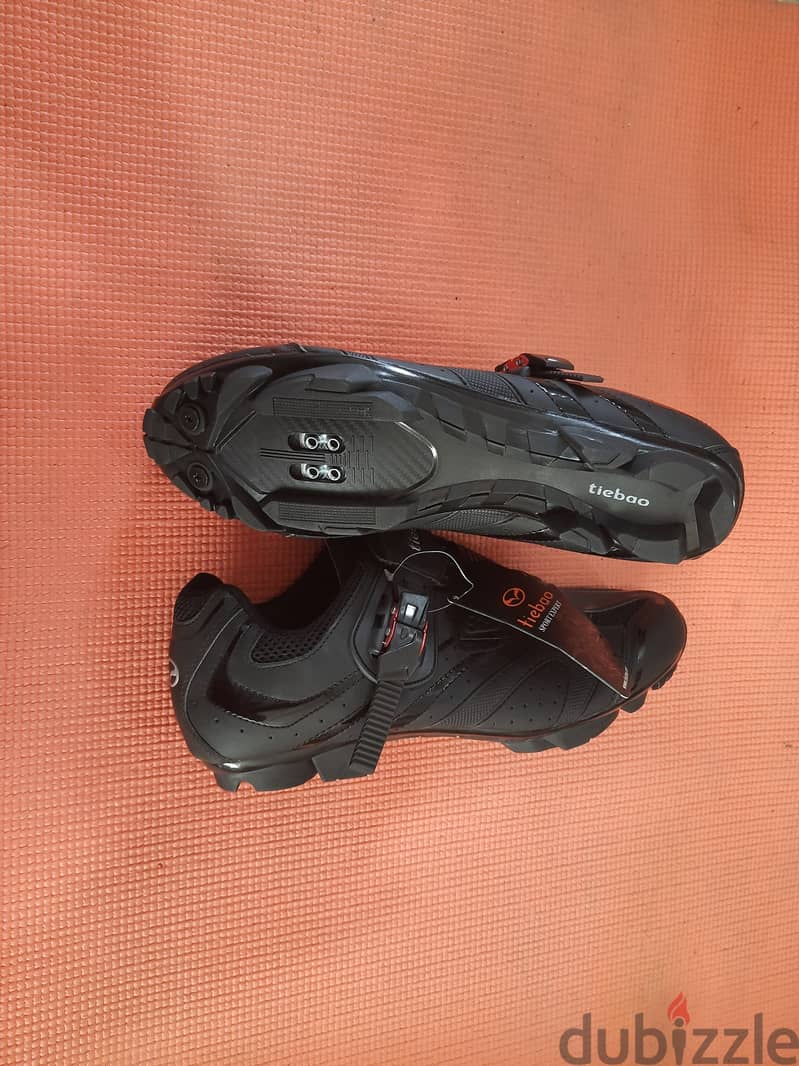 Anew cycling shoes 7