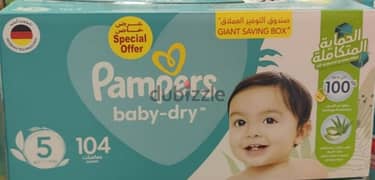sealed Box of 104 pampers of size 5