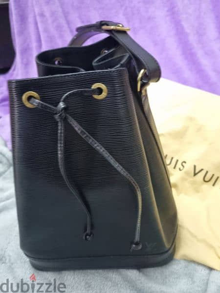 Louis Vuitton noe Black in epi leather, very good condition w