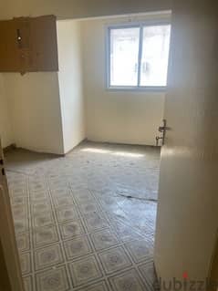 Flat for rent best location in manama 130 bd only