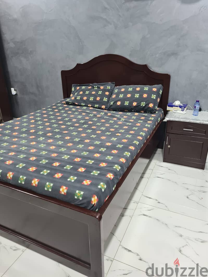 Bed set for sale 0