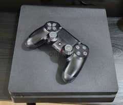 PS4 Slim - 500 GB (With 4 games) for sale