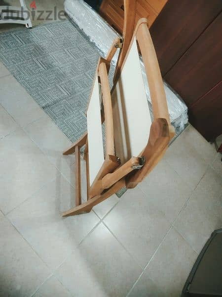 Foldable wooden chair 3