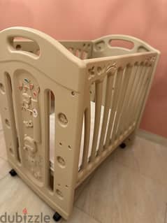 baby crib for sale - excellent condition with mattress 0