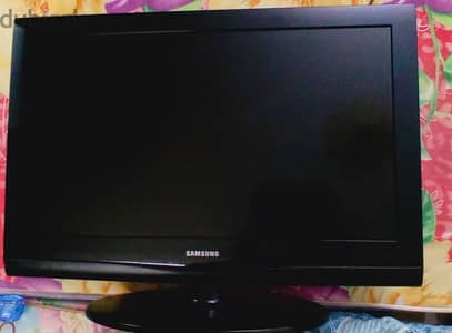 Samsung tv 32 inches for selling only at 15BD