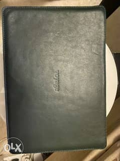 iPad Pro leather sleeve 0