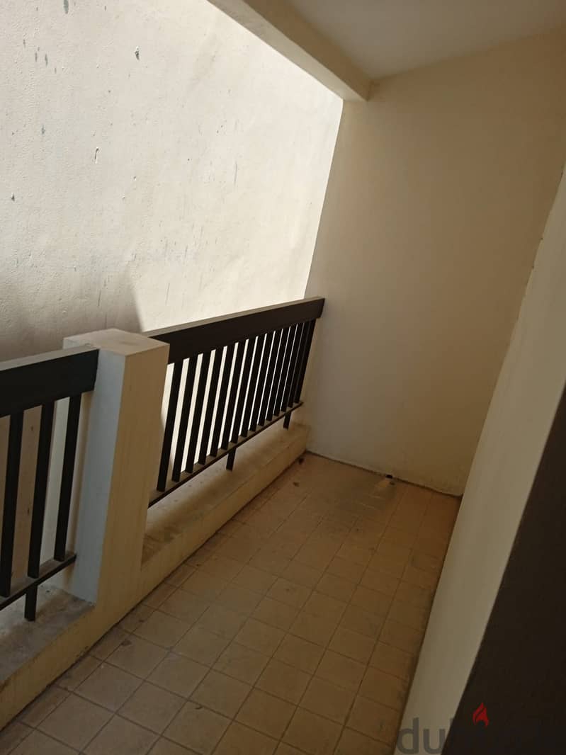 ------- JUFFAIR: 1b Large Studio Flat Near OASIS Mall SemiF ------- 9