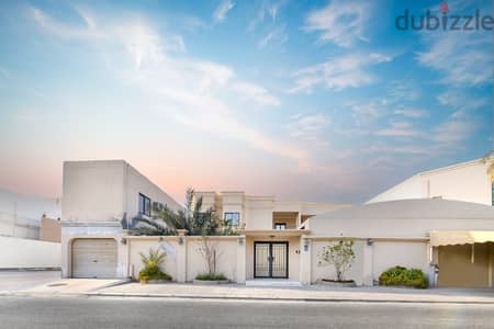 luxary villa for sale in sanad للبيع فلة فخمة في الناصفة