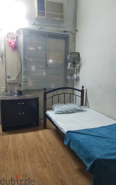 Kerala bachelor only - Bed space for rent