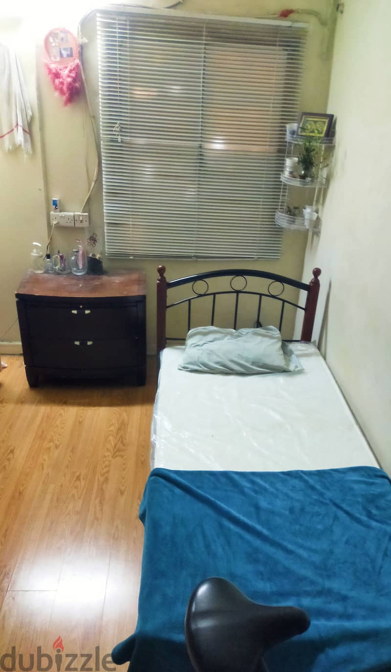 Kerala bachelor only - Bed space for rent 1