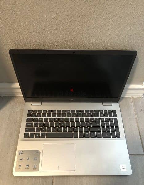 Dell 15.6 Touch i7 8th gen silver 1TBSSD laptop 1