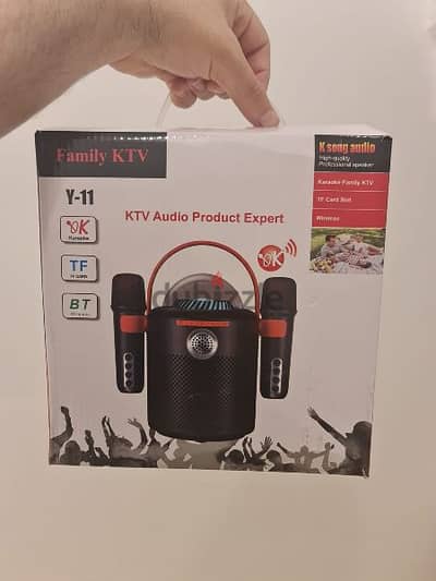 KTV Speaker with two microphones New (Bluetooth)