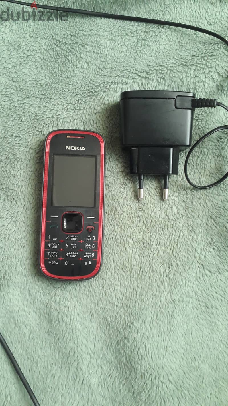 Nokia phone for sale. 10bd. It's in excellent condition 3