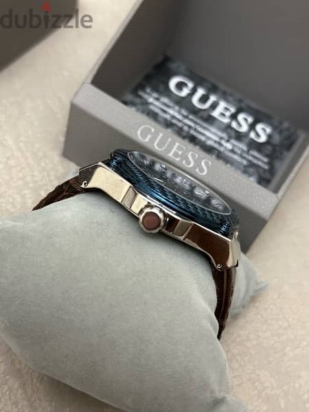 GUESS Watch 3